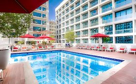 Golden Sands Hotel Apartments